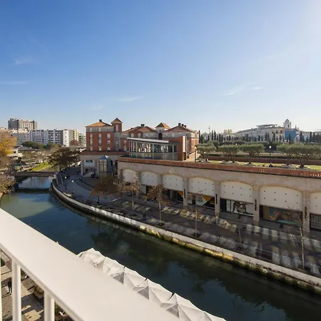 Inside Avenida * אבאירו