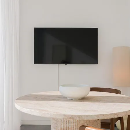 Inside Avenida אבאירו