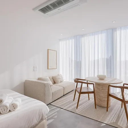 Inside Avenida Apartment *