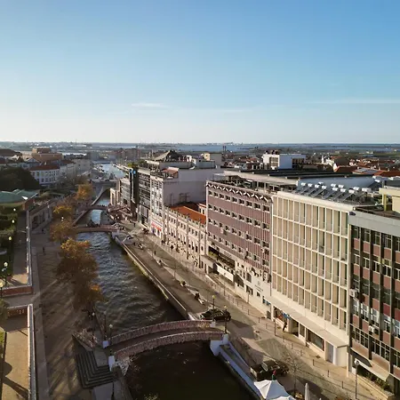Inside Avenida * Aveiro